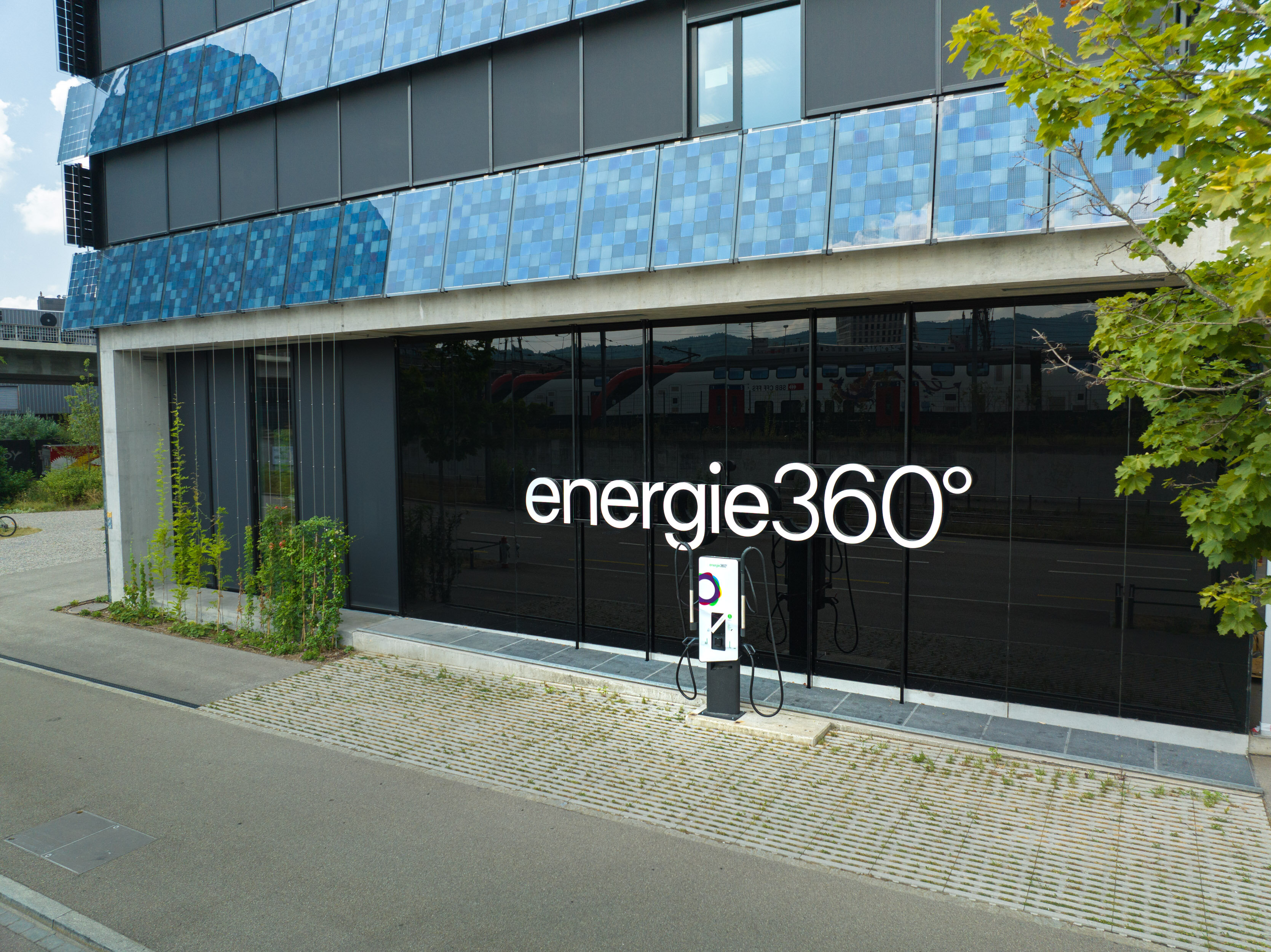 Das Hauptgebäude von Energie 360 in Zürich ist mit dem SmartGridready-Gebäudelabel deklariert. Flexibilitäten können hier bereits heute netzdienlich gesteuert werden. | © Energie 360°